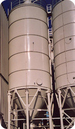 Calcium carbonate storage silo pneumatic transport